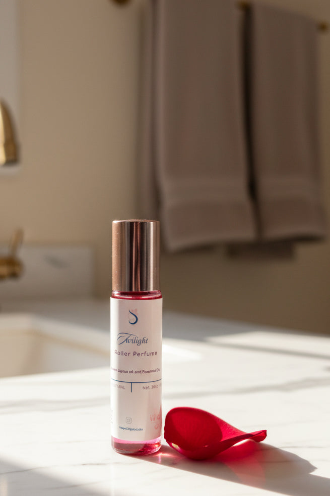 Non-Toxic Organic Perfume Rollers – Pure Essential Oil Fragrance