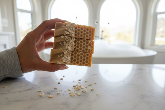 Golden Harvest Soap
Honey Oatmeal Turmeric Bar for Dry and Sensitive Skin