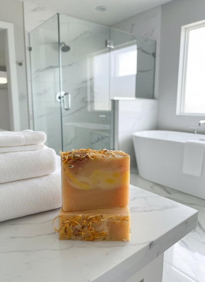 🌼✨ Calendula Glow Bar